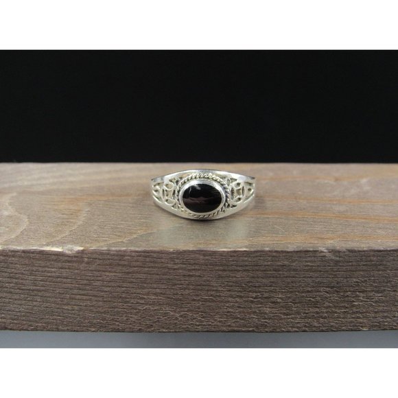 Size 8.75 Sterling Silver Cool Pattern Black Inlay Band Ring - Picture 1 of 7